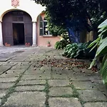 Camelia Riviera D'orta Daire